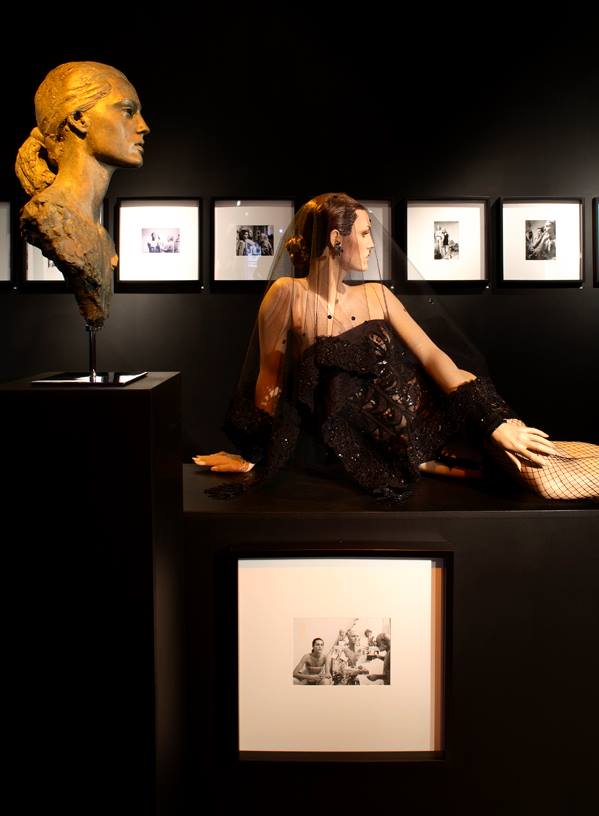 Yasmin le bon (Facebook) 01