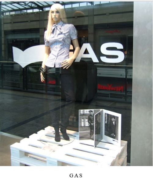 Window-Mannequin LC5_003.JPG